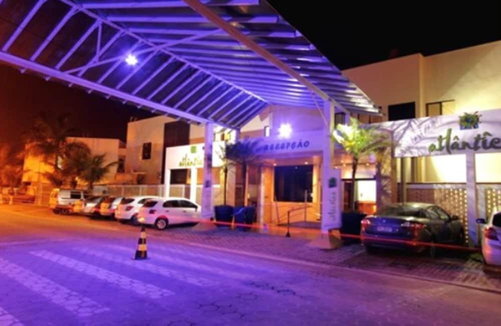 Hotel Atlantico Bombinhas Exteriör bild